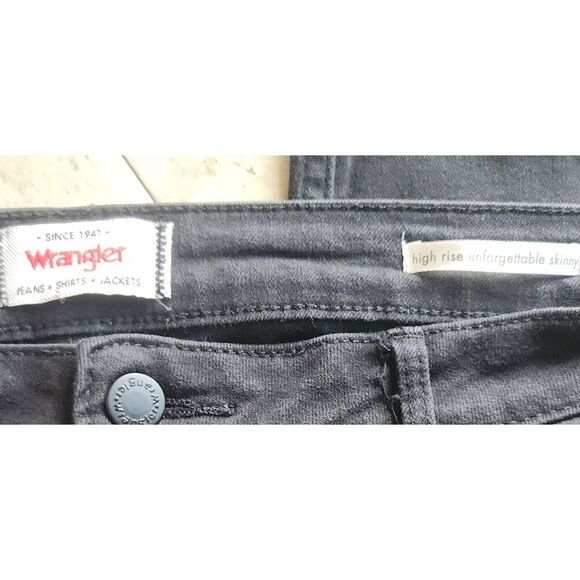 68  Wrangler black high rise skinny jeans - Picture 6 of 9